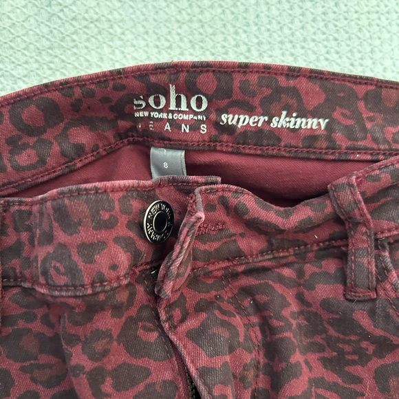 🎃 Burgundy cheetah print, super skinny jeans. 🎃 - Picture 4 of 7